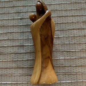 Olive Wood figurine faceless Virgin Mary holding baby Jesus carved in Holy Land